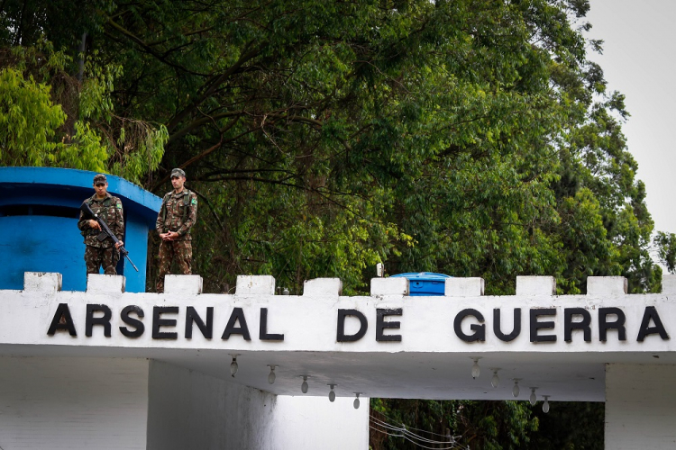 Após furto de 21 metralhadoras, Arsenal de Guerra de SP anuncia novo diretor