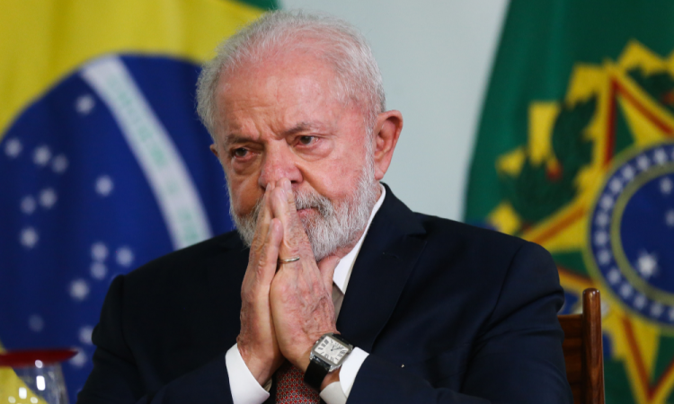 Lula diz que Brasil não poupará esforços para evitar escalada do