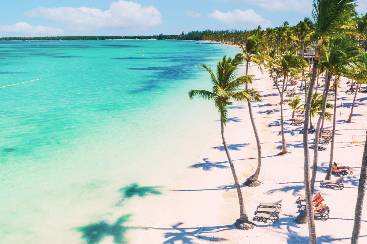 As diversas praias da região são um verdadeiro paraíso para quem aprecia a vida tropical 