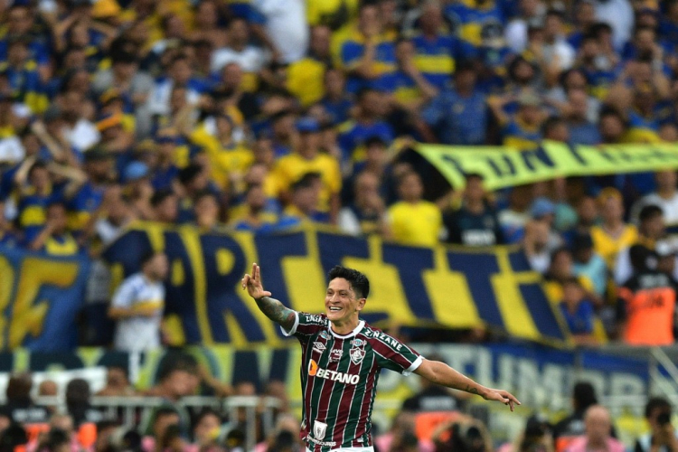 Jogador comemora gol em final da Libertadores