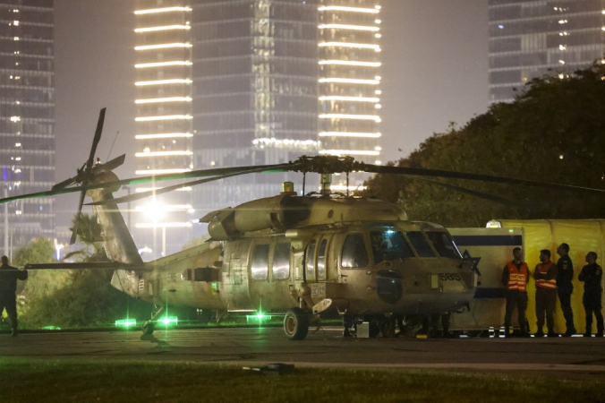 Reféns estão sendo levados para Israel por helicópteros