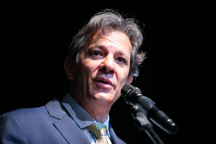 Haddad afirma que ‘não se fecha questão contra reforma tributária’ e faz apelo para senadores