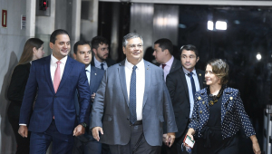 Ministro da Justiça, Flávio Dino, indicado ao Supremo Tribunal Federal chega ao Senado Federal.
