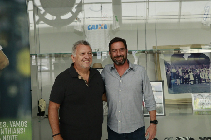 Recepcionado por Duílio Monteiro Alves, Carlos Antônio Vieira Fernandes, presidente da Caixa, visita a Neo Química Arena