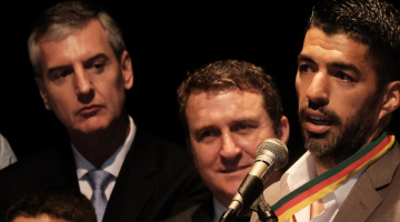 Luis Suárez recebeu homenagens na Assembleia Legislativa do Rio Grande do Sul