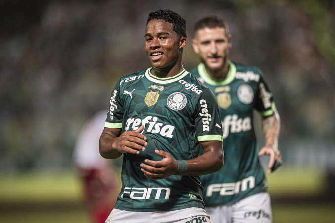 Endrick e Zé Rafael marcaram na vitória do Palmeiras sobre o Internacional