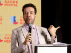 André Janones em evento sobre sa[úde mental