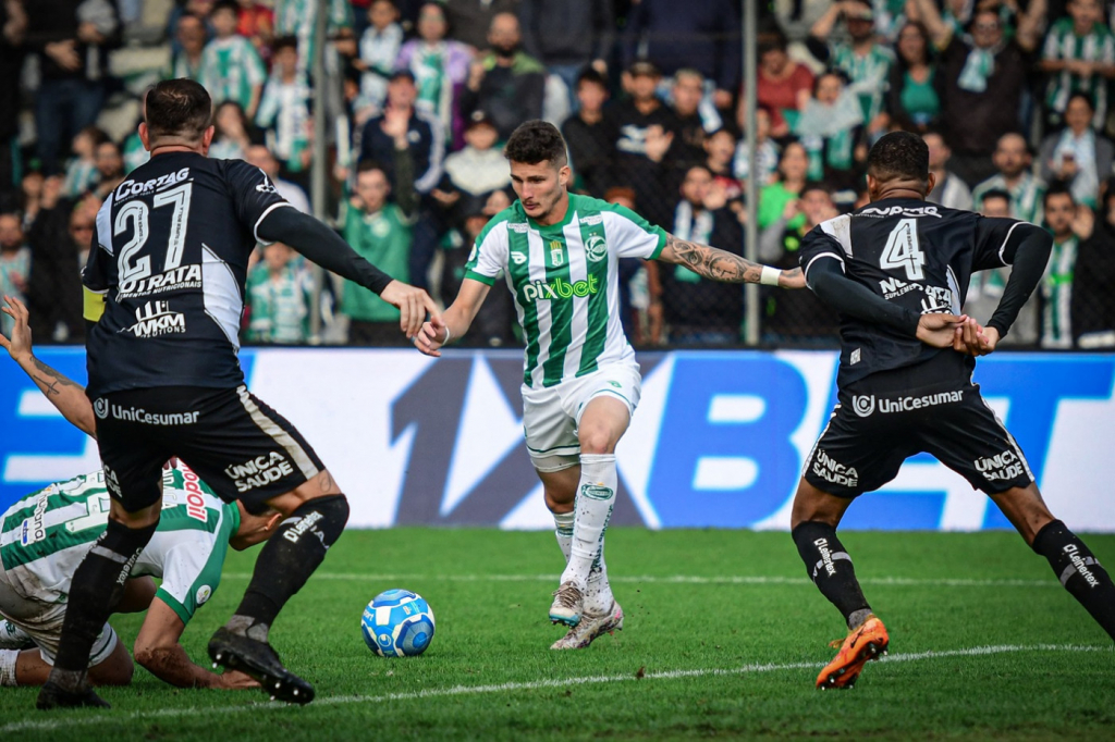 Campeonato Brasileiro prossegue hoje com mais quatro jogos. Acompanhe tudo  aqui