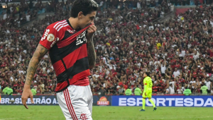 Pedro marcou duas vezes na vitória do Flamengo contra o Palmeiras, no Maracanã