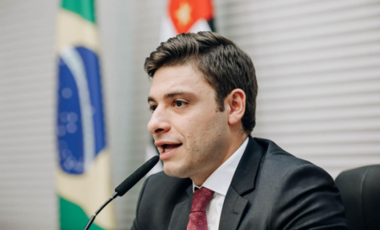 Thiago Auricchio é deputado estadual de São Paulo