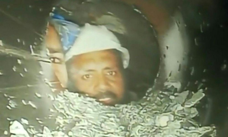 trabalhadores presos em tunel na india