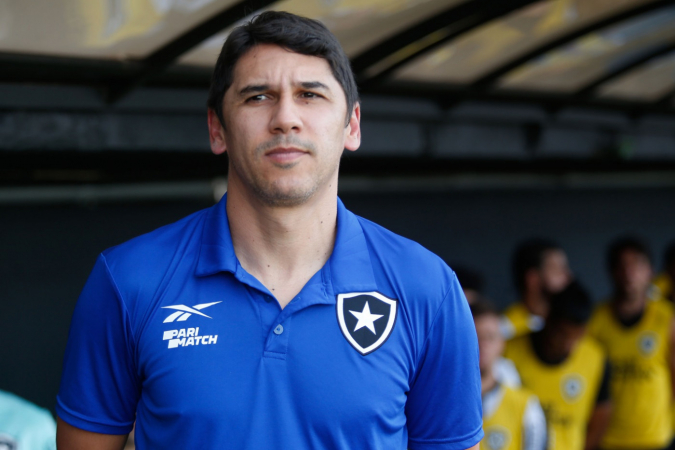 Lúcio Flávio não é mais o técnico do Botafogo