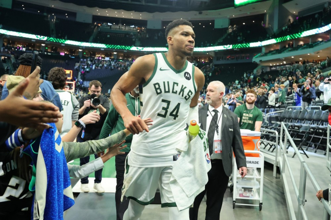 The Milwaukee Bucks Squander a Dominant Season With a First-Round Playoff  Collapse - WSJ
