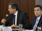 O presidente do banco central do Brasil, Roberto Campos Neto, acompanhado do ministro da fazenda, Fernando Haddad, durante a reunião de instalação da comissão nacional do G20