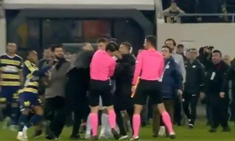 Federação turca suspende campeonato após árbitro ser agredido por presidente e jogadores do Ankaragucu