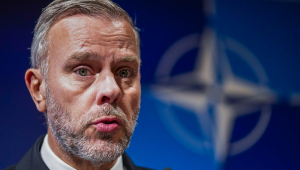 Rob Bauer, oresidente do Comité Militar da OTAN