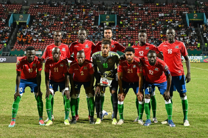 Seleção de Gâmbia perfilada para jogo da Copa Africana de 2021