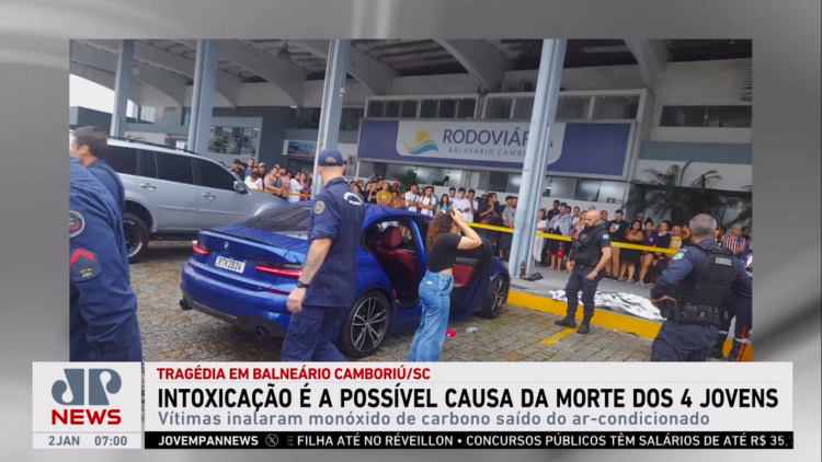 Polícia investiga morte de 4 jovens dentro de carro de luxo em Santa Catarina por intoxicação de monóxido de carbono