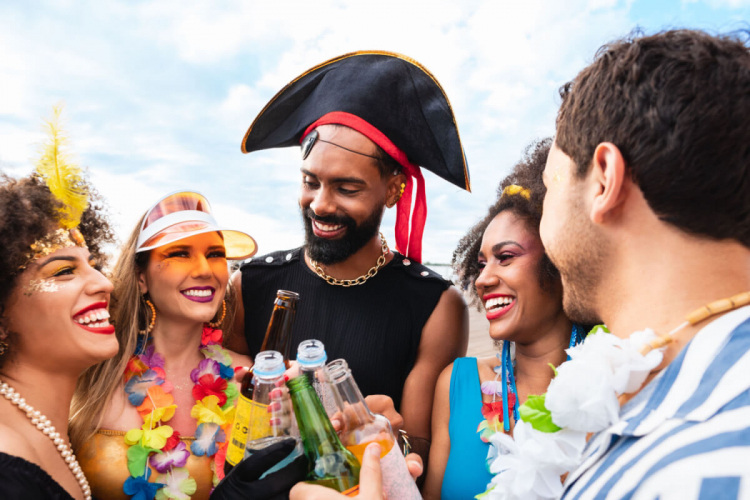 Consumo excessivo de álcool no Carnaval pode prejudicar o coração