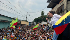 María Corina Machado em ato político no estado de Barinas, onde seu diretor de campanha foi preso