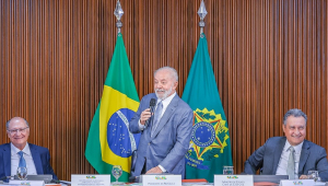 Lula fala em reunião ministerial