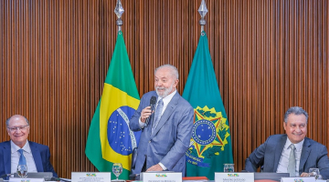 Lula fala em reunião ministerial