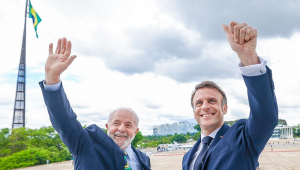 Cerimônia oficial de chegada do Presidente da República Francesa, Emmanuel Macron, por ocasião de sua Visita de Estado ao Brasil