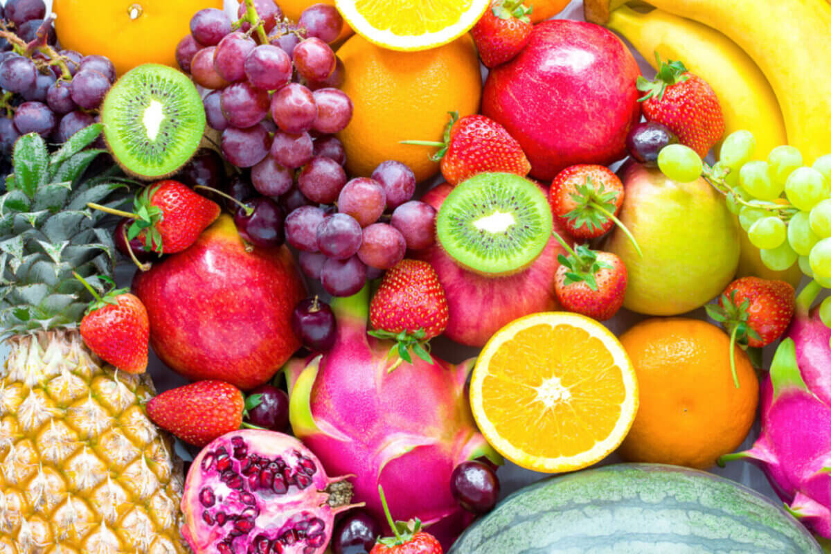 As frutas são opções leves e nutritivas para emagrecer com saúde 