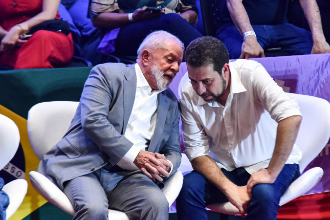 Guilherme Boulos, (PSOL) Deputado Federal e pré candidato a Prefeitura de São Paulo e Luiz Inácio Lula da Silva, (PT) Presidente da República participam do Ato de filiação da Marta Suplicy