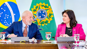 O presidente Lula, e a Ministra do Planejamento e Orçamento, Simone Tebet