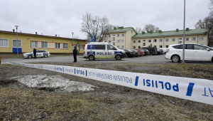 Menino de 12 anos atira em colegas em escola da Finlândia