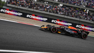 Max Verstappen vence GP da China