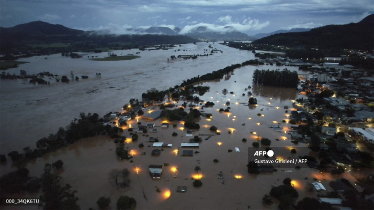 Saúde envia profissionais, medicamentos e insumos ao Rio Grande do Sul