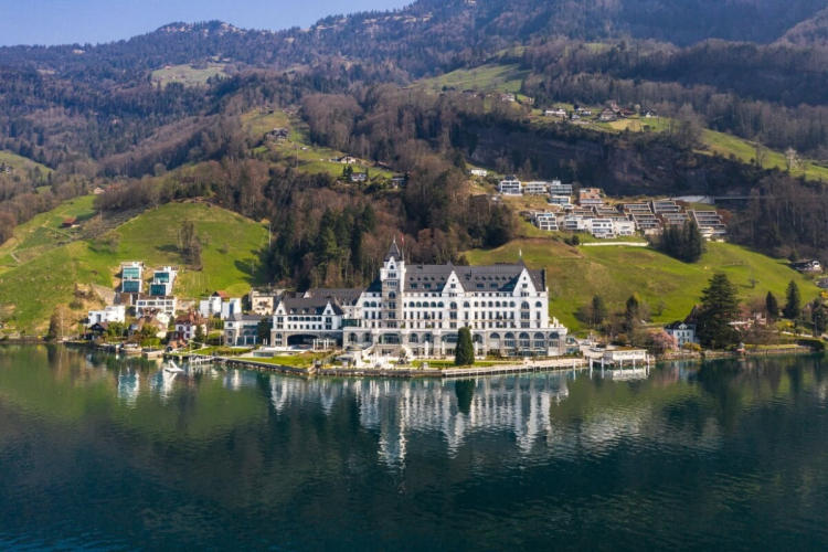 4 hotéis incríveis para se hospedar na Suíça