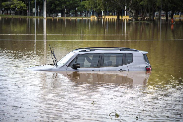 Final de semana deve ser de chuvas fortes e frio no Rio Grande do Sul