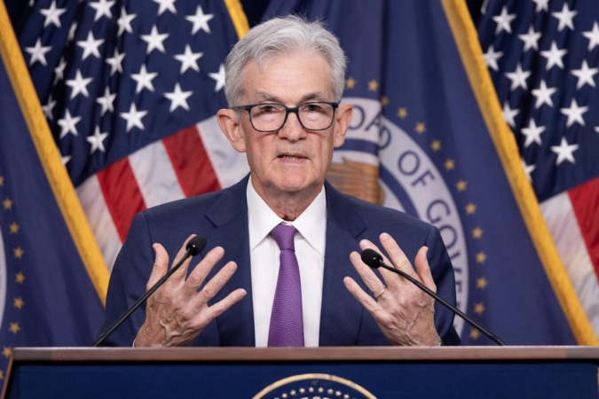 O presidente do Conselho do Federal Reserve dos EUA, Jerome Powell, dá uma entrevista coletiva após uma reunião do Comitê Federal de Mercado Aberto, no edifício William McChesney Martin Jr