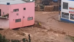 Chuva forte causa estragos na cidade de Capinzal, no oeste catarinense