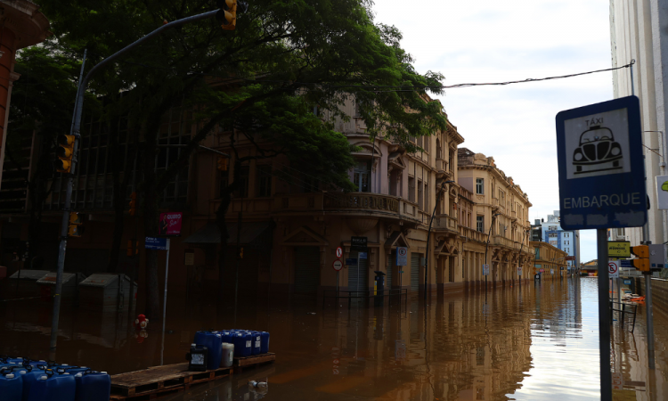 Nível do Guaíba atinge menor medição desde início das enchentes no RS