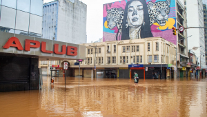 Enchente atinge a cidade de Porto Alegre, no Rio Grande do Sul, nesta sexta-feira