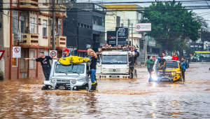 Toda a região metropolitana de Porto Alegre sofre com alagamentos