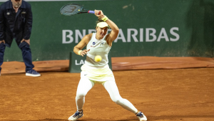 Beatriz Haddad Maia durante o jogo entre Elisabetta Cocciaretto da Italia e Beatriz Haddad Maia do Brasil no torneio Roland Garros