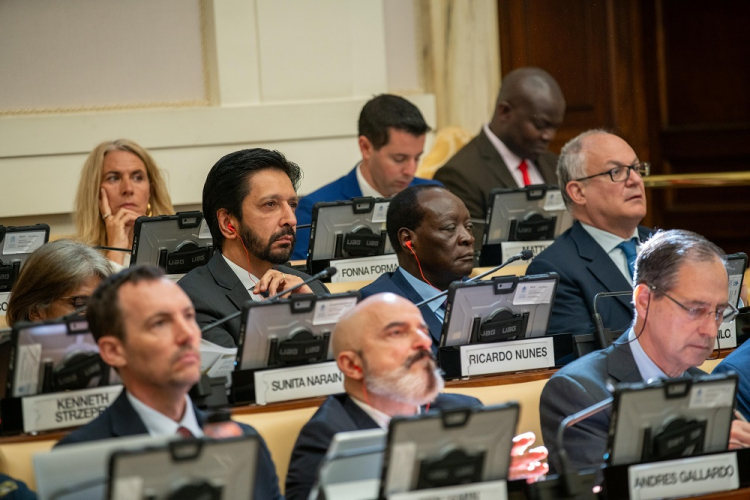 Ricardo Nunes participa de conferência sobre o clima no Vaticano