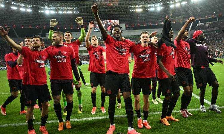 Bayer Leverkusen busca empate contra a Roma, salva invencibilidade de 49 jogos e se classifica à final da Liga Europa