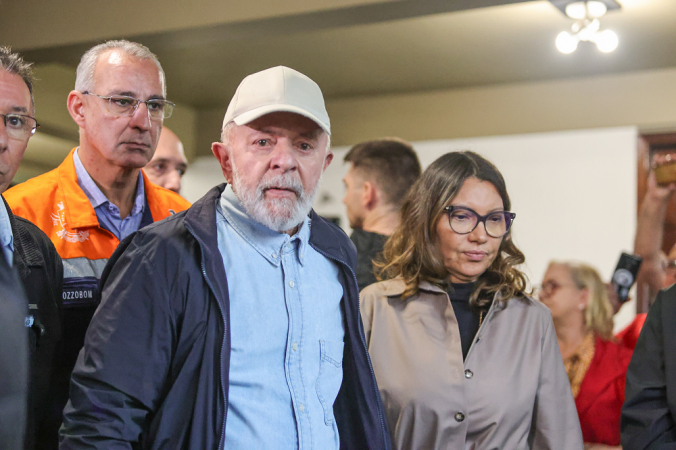 Lula garante recursos ao RS e anuncia lançamento de PAC voltado a encostas  | Jovem Pan