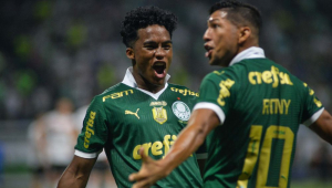 Com gol de Estevão no final, Palmeiras vence  Botafogo-SP na Copa do Brasil