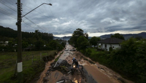 BRASIL-TEMPO-INUNDAÇÕES-DESASTRES