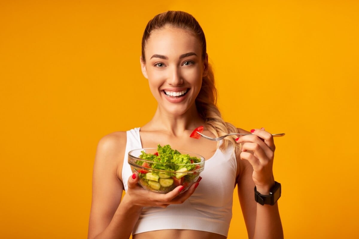 A ordem de ingestão dos alimentos pode impactar a forma como o corpo absorve os nutrientes 