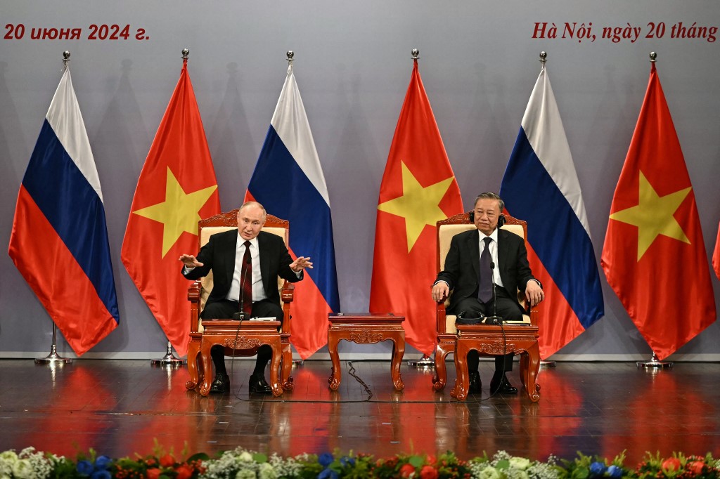 Vladimir Putin e To Lam
