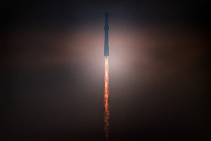 Voo de teste do foguete SpaceX Starship é lançado no Texas