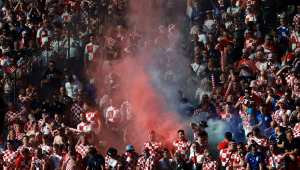 Torcedores da Croácia durante partida do grupo B do UEFA EURO 2024 entre Espanha e Croácia